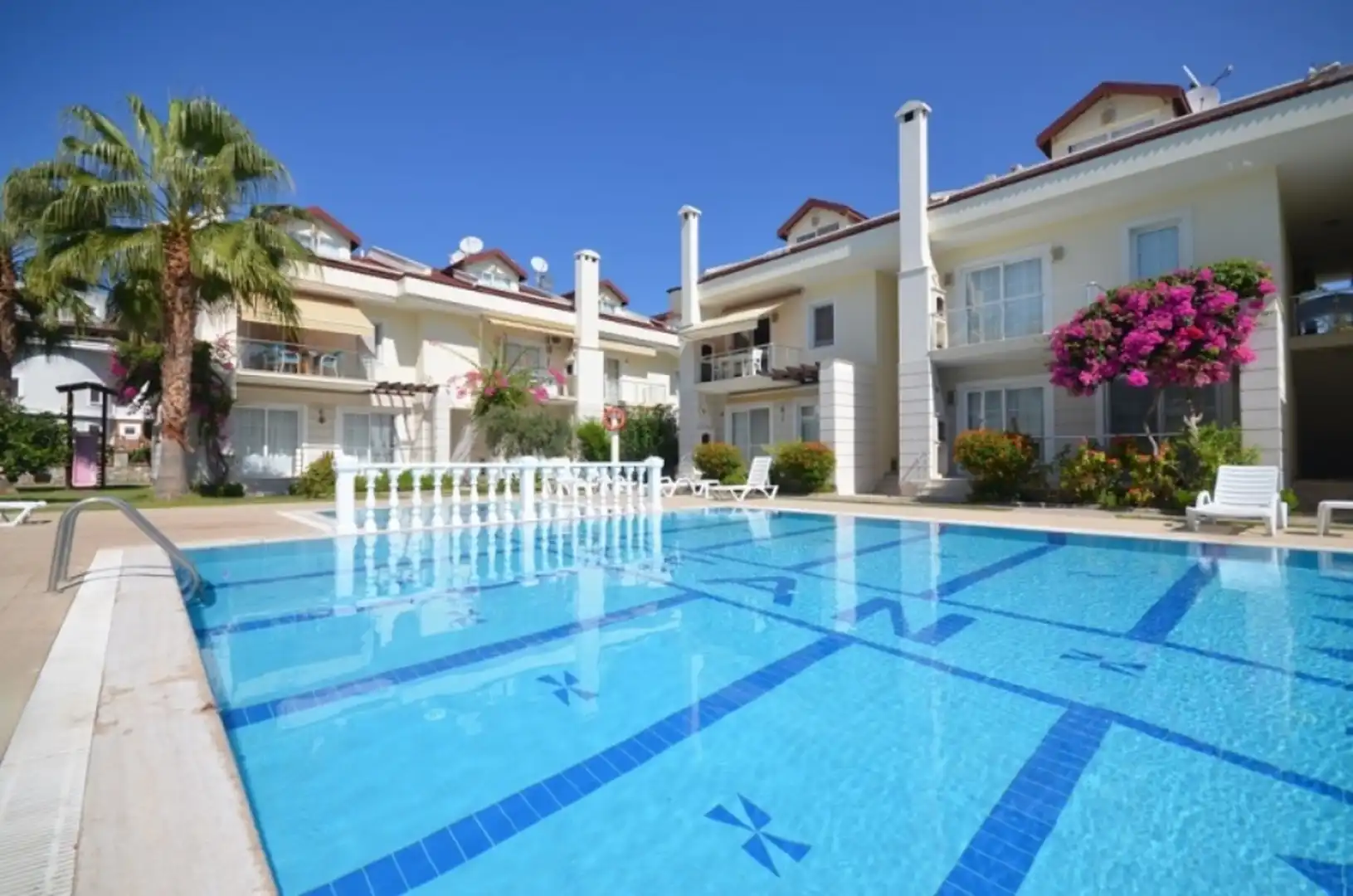 Изображение Просторный дуплекс 4+1 в жилом комплексе в Фетхие